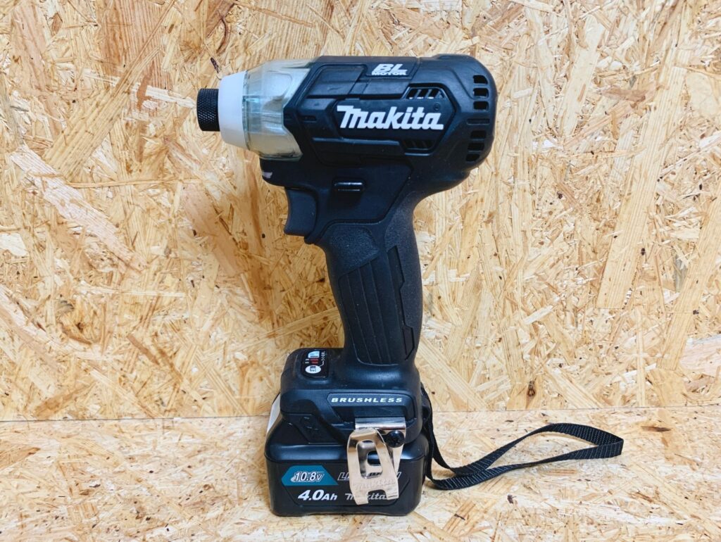 マキタ 10.8V-4.0Ah充電式インパクト TD111D makita